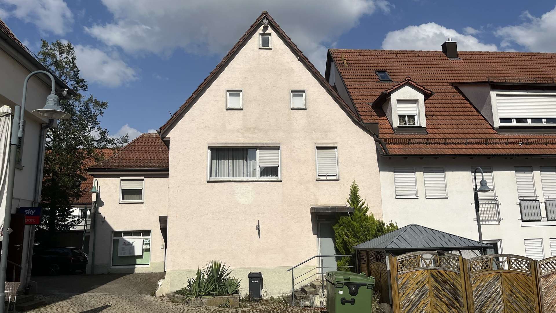 Mehrfamilienhaus in 71686 Remseck mit 88m² kaufen