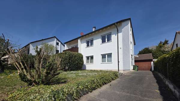 null - Zweifamilienhaus in 74343 Sachsenheim mit 146m² kaufen