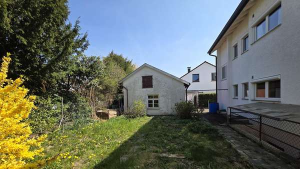 null - Zweifamilienhaus in 74343 Sachsenheim mit 146m² kaufen