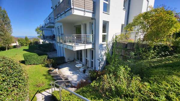 Terrasse und Balkon Terrasse und Balkon - Maisonette-Wohnung in 70839 Gerlingen mit 130m² kaufen