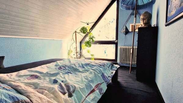 null - Dachgeschosswohnung in 71706 Markgröningen mit 97m² kaufen