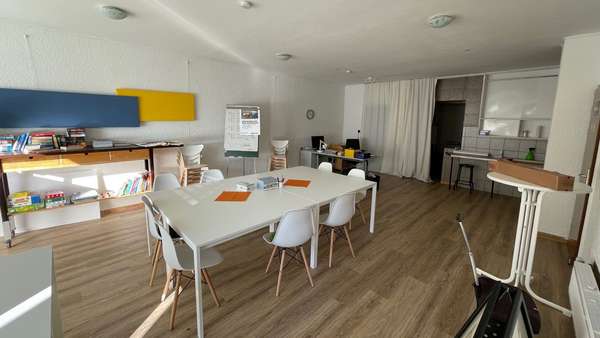 null - Mehrfamilienhaus in 71638 Ludwigsburg mit 428m² kaufen