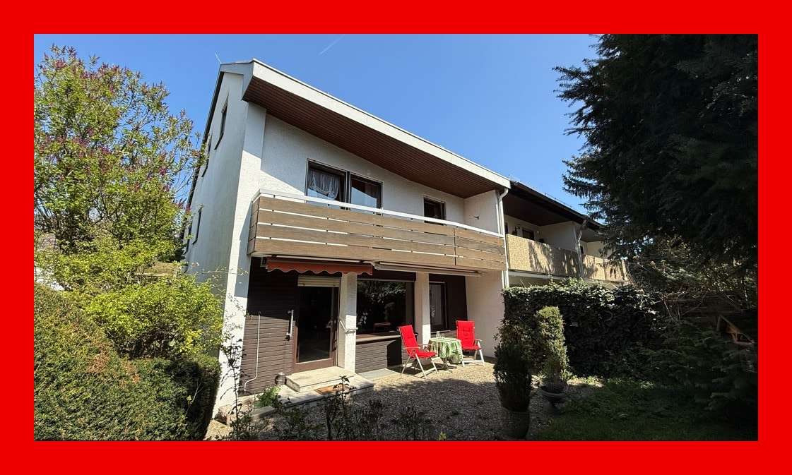 Hausansicht mit Südterrasse und Balkon Hausansicht mit Südterrasse und Balkon - Reiheneckhaus in 71640 Ludwigsburg mit 155m² kaufen
