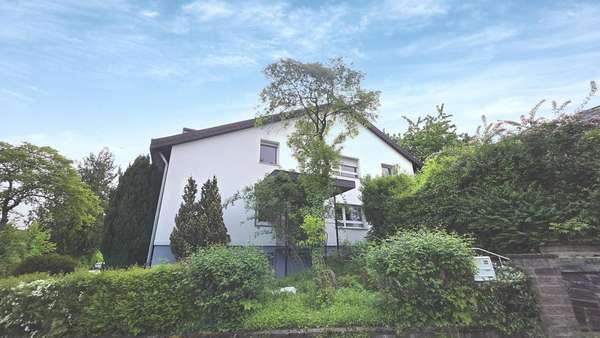 null - Zweifamilienhaus in 74343 Sachsenheim mit 225m² kaufen