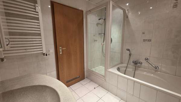 Etagenwohnung in 74343 Sachsenheim mit 99m² kaufen