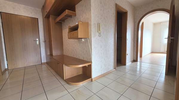 Etagenwohnung in 74343 Sachsenheim mit 99m² kaufen
