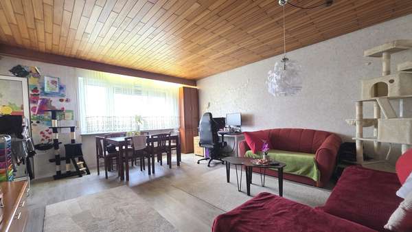 null - Etagenwohnung in 74343 Sachsenheim mit 80m² kaufen