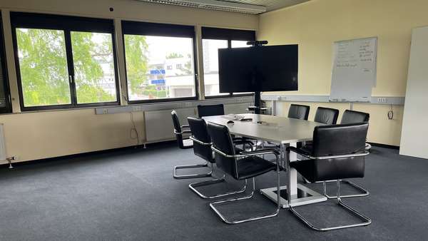 null - Büro in 71701 Schwieberdingen mit 300m² mieten