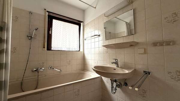 Erdgeschosswohnung in 74321 Bietigheim-Bissingen mit 77m² kaufen