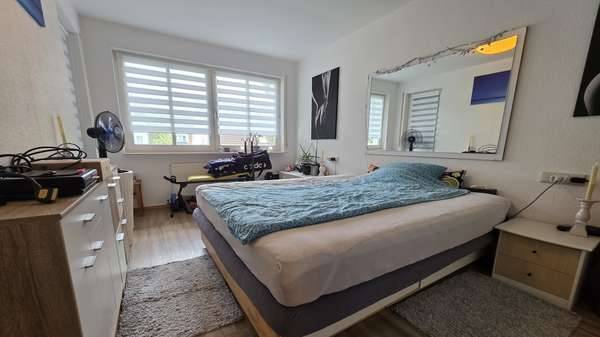 Schlafzimmer Schlafzimmer - Etagenwohnung in 74343 Sachsenheim mit 70m² kaufen
