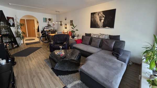 Wohnzimmer Wohnzimmer - Etagenwohnung in 74343 Sachsenheim mit 70m² kaufen