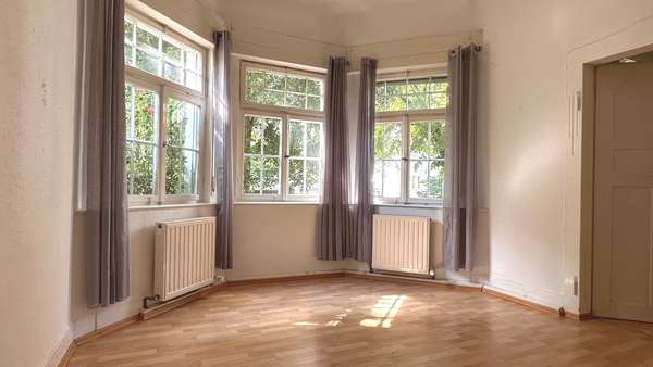 Doppelhaushälfte in 71638 Ludwigsburg mit 240m² kaufen