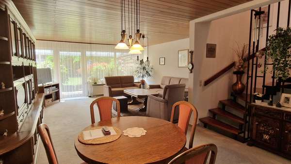 Wohnzimmer - Reihenmittelhaus in 71665 Vaihingen mit 108m² kaufen