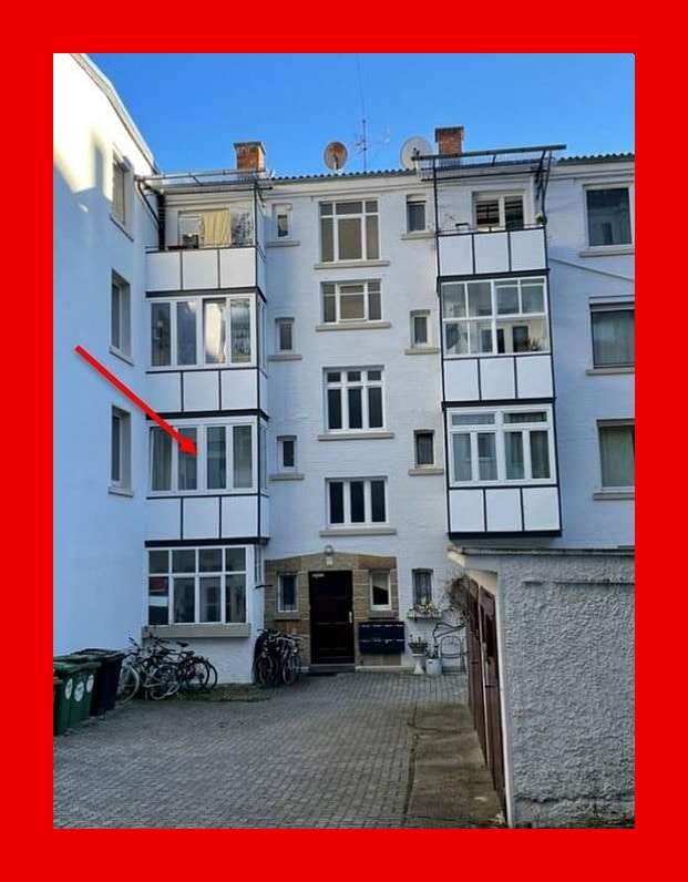 Hauseingang Hauseingang - Zwangsversteigerung Etagenwohnung in 70176 Stuttgart mit 51m² kaufen