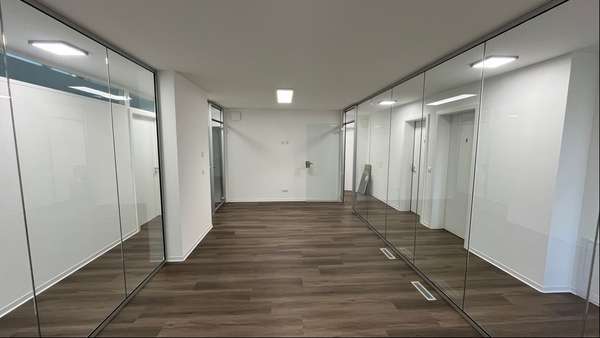 Innenansicht Besprechungsraum Innenansicht Besprechungsraum - Büro in 71723 Großbottwar mit 178m² mieten