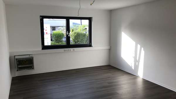 Innenansicht Empfangsbereich Innenansicht Empfangsbereich - Büro in 71723 Großbottwar mit 178m² mieten