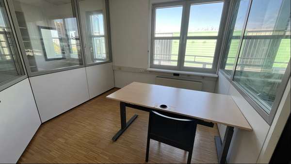 Innenansicht Büro Innenansicht Büro - Büro in 74321 Bietigheim-Bissingen mit 488m² mieten