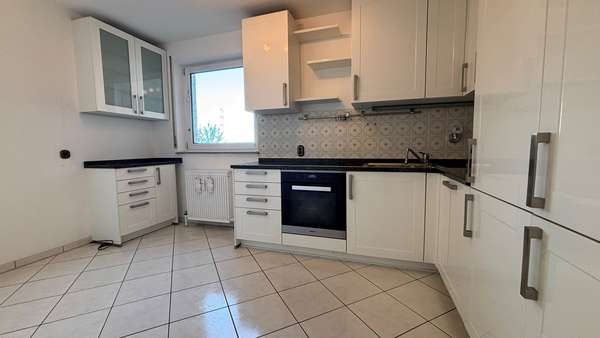 3 - Küche inkl. Einbauküche 3 - Küche inkl. Einbauküche - Etagenwohnung in 71732 Tamm mit 85m² kaufen