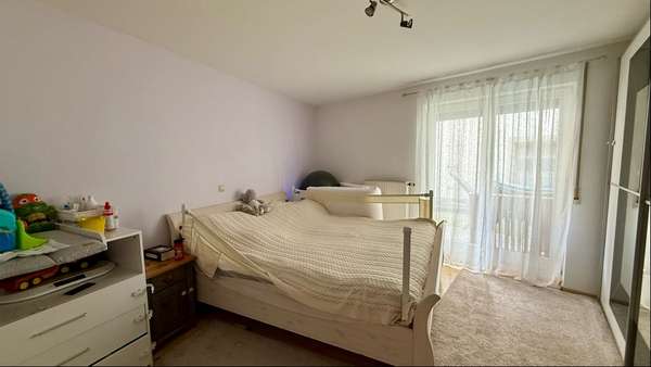 Schlafzimmer Schlafzimmer - Erdgeschosswohnung in 71634 Ludwigsburg mit 63m² kaufen