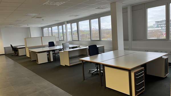 Beispiel Büro - Büro in 70825 Korntal-Münchingen mit 371m² mieten