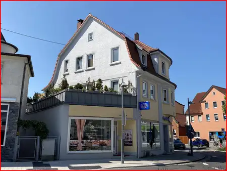 Renditestark & komplett vermietet! Wohn- & Geschäftshaus im Zentrum von Eislingen!