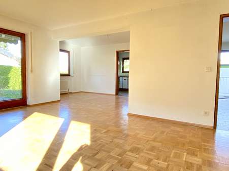 Wohn-/Esszimmer - Einfamilienhaus in 73035 Göppingen mit 166m² kaufen