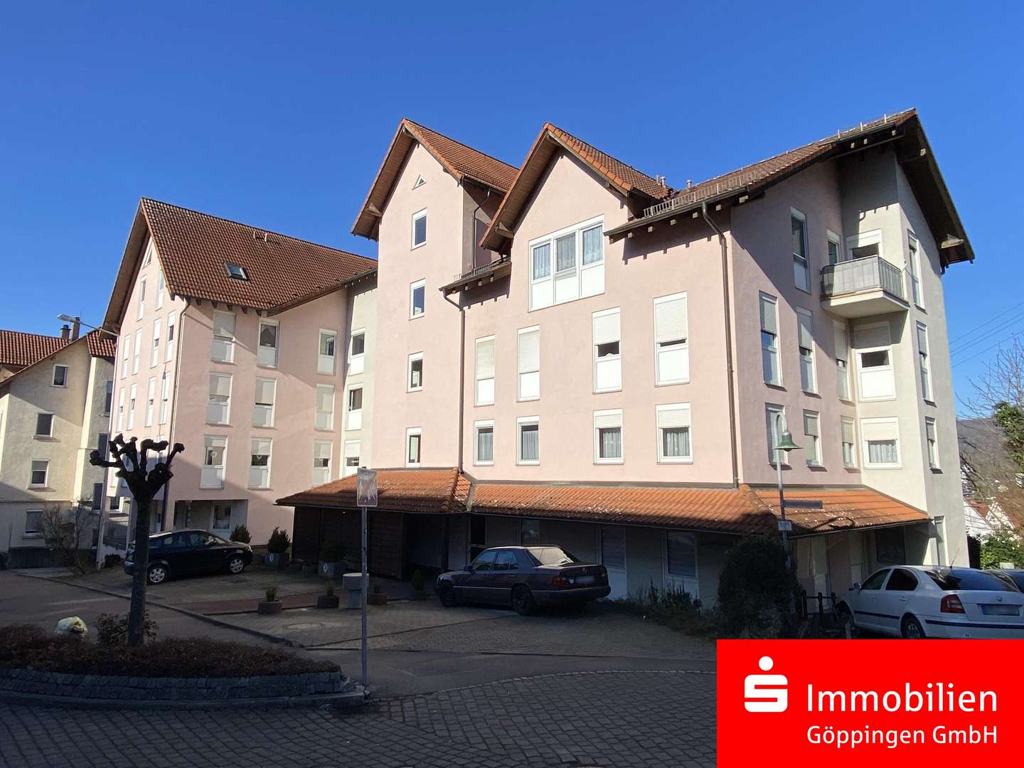 Hausansicht - Erdgeschosswohnung in 73312 Geislingen mit 44m² kaufen