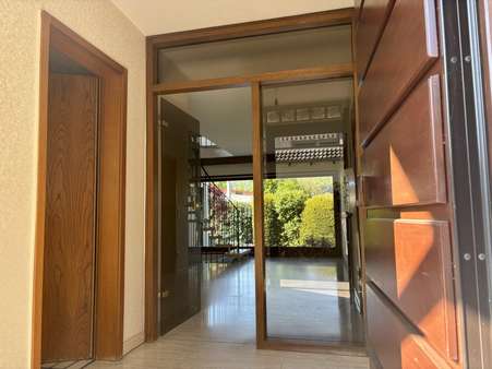 Eingangsbereich - Einfamilienhaus in 73333 Gingen mit 189m² kaufen