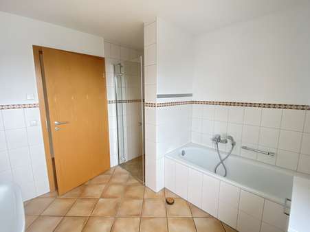 Badezimmer Badezimmer - Etagenwohnung in 73087 Bad Boll mit 89m² kaufen