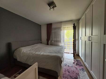 Schlafzimmer EG Schlafzimmer EG - Doppelhaushälfte in 73035 Göppingen mit 179m² kaufen