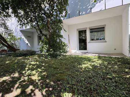 Garten mit Terrasse Garten mit Terrasse - Erdgeschosswohnung in 73312 Geislingen mit 59m² kaufen