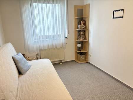 Kinderzimmer - Erdgeschosswohnung in 73072 Donzdorf mit 77m² kaufen