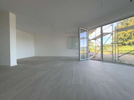Wohnzimmer - Terrassen-Wohnung in 73312 Geislingen mit 126m² mieten