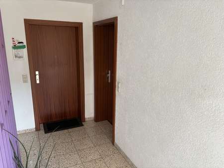 Eingang zur Wohnung - Erdgeschosswohnung in 73054 Eislingen mit 50m² kaufen