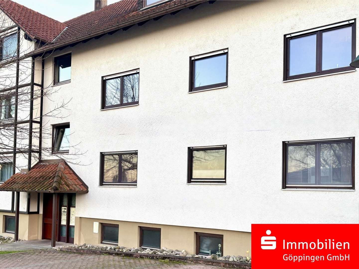 Außenansicht Außenansicht - Erdgeschosswohnung in 73092 Heiningen mit 107m² kaufen