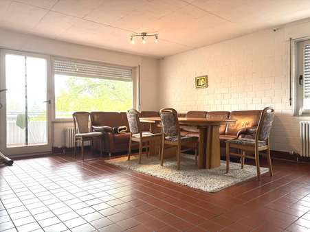 Wohn- oder Essbereich Wohn- oder Essbereich - Maisonette-Wohnung in 73033 Göppingen mit 130m² kaufen