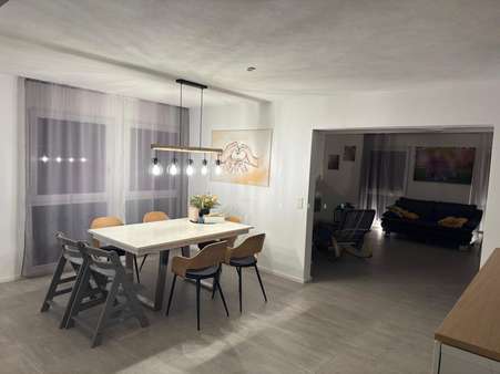 Essbereich Essbereich - Einfamilienhaus in 73098 Rechberghausen mit 210m² kaufen