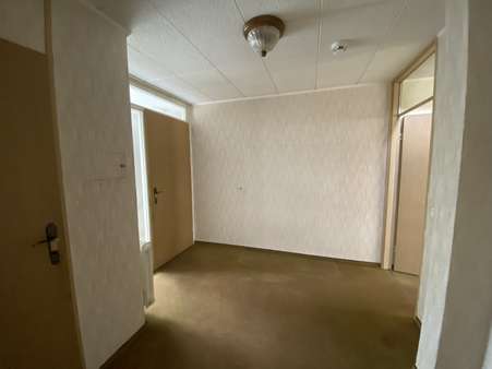Diele - Maisonette-Wohnung in 73035 Göppingen mit 104m² kaufen