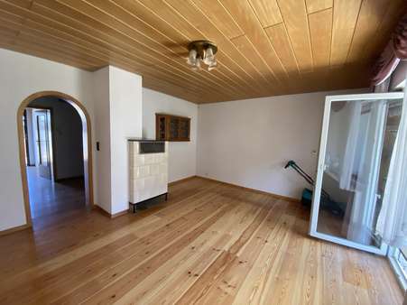 Wohnzimmer - Reihenmittelhaus in 73066 Uhingen mit 110m² kaufen