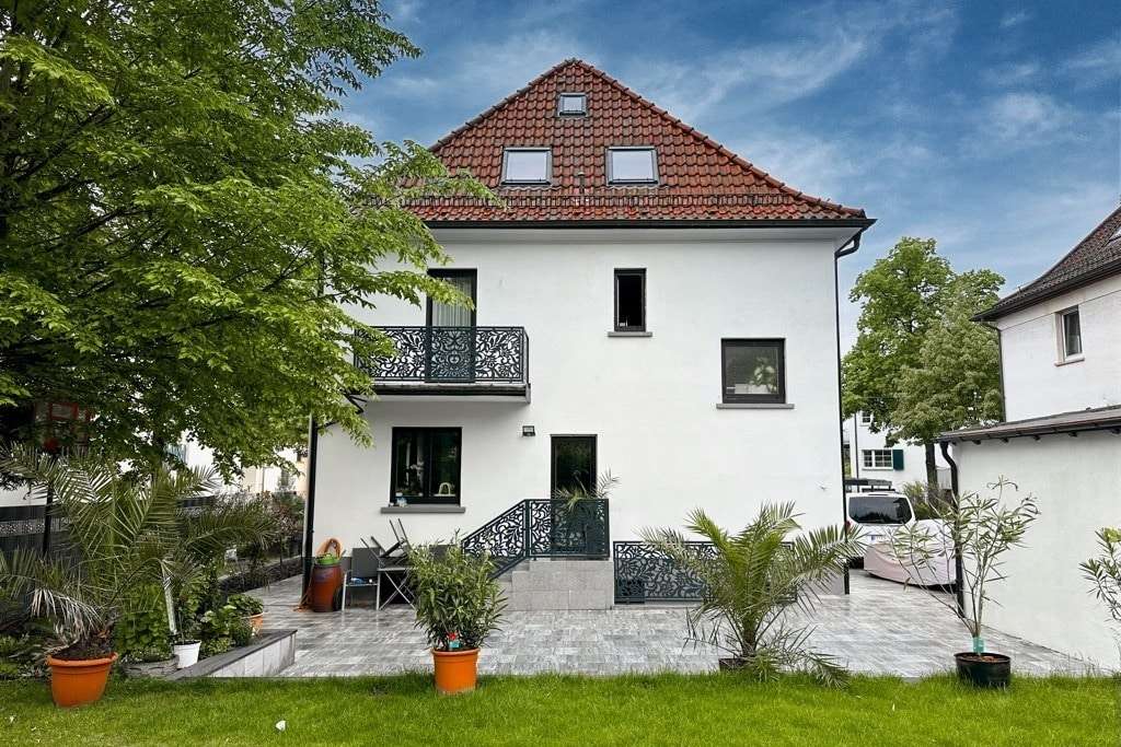 Außenansicht - Einfamilienhaus in 73730 Esslingen mit 202m² kaufen