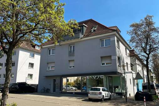 Perspektive von außen - Mehrfamilienhaus in 73730 Esslingen mit 402m² kaufen