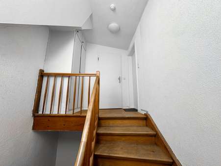 Hausflur - Mehrfamilienhaus in 73730 Esslingen mit 402m² kaufen