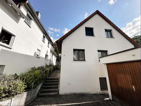 Außenansicht - Einfamilienhaus in 73730 Esslingen mit 139m² kaufen