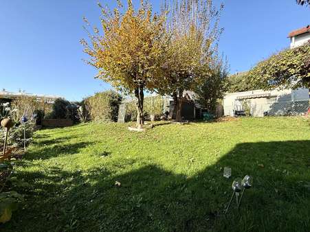 Gartenbereich - Erdgeschosswohnung in 73732 Esslingen mit 70m² kaufen