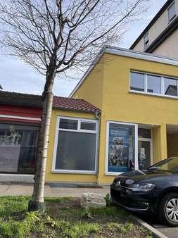 Frontansicht - Mehrfamilienhaus in 73728 Esslingen mit 120m² kaufen