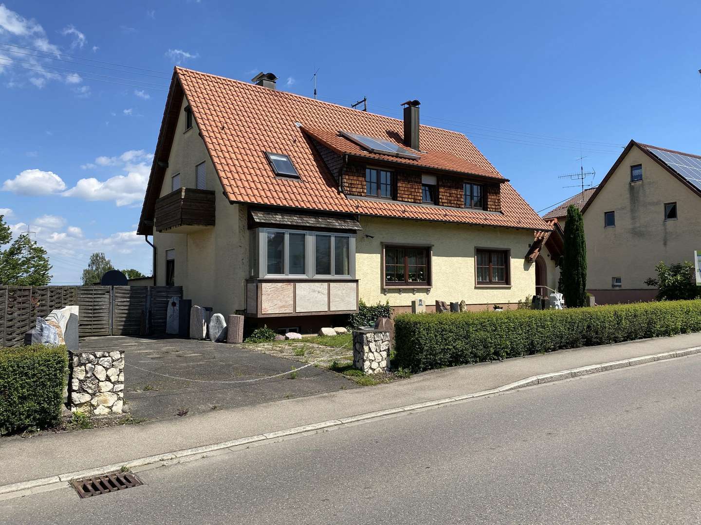 Wohnhaus mit Stellplatz - Werkstatt in 72622 Nürtingen mit 182m² kaufen