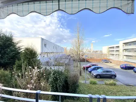 Beziehbare und helle Seniorenwohnung mit Balkon