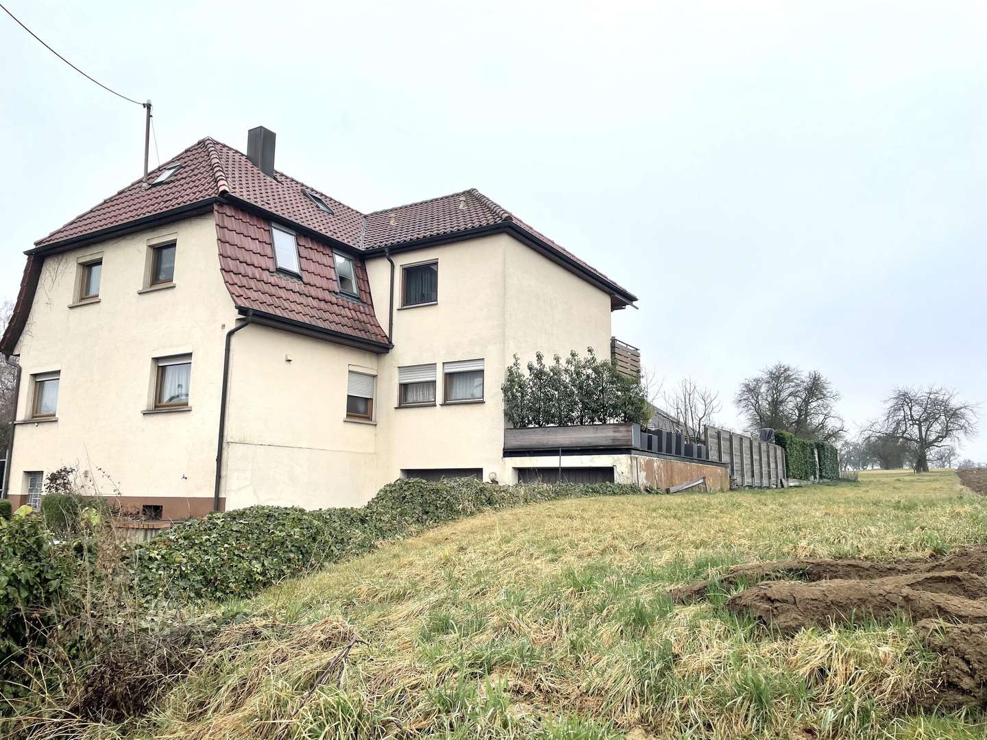 Ansicht Gebäude - Erdgeschosswohnung in 70794 Filderstadt mit 98m² kaufen