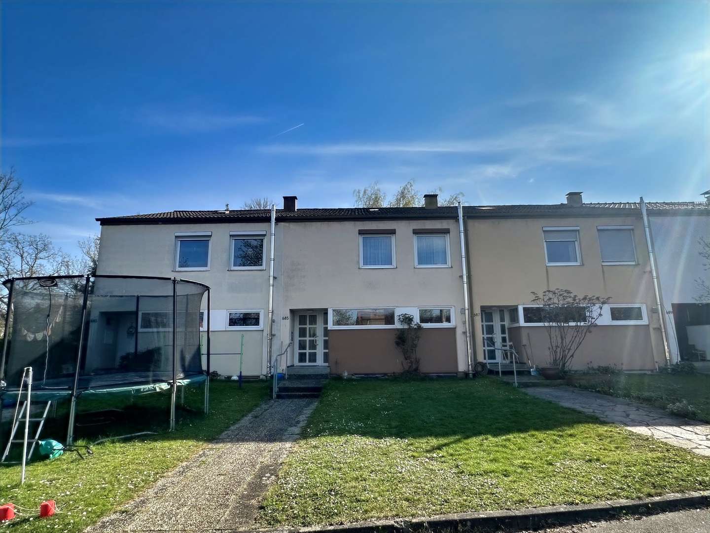 Außenansicht - Reihenmittelhaus in 73230 Kirchheim mit 118m² kaufen