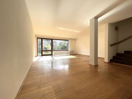 Wohn- und Essbereich - Reihenmittelhaus in 73760 Ostfildern mit 124m² kaufen